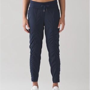 Lululemon Street To Studio Pant II Unlined Women's Deep Blue Sz 2